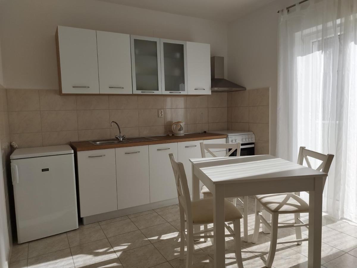 Apartments Valeria Kaštela Eksteriør bilde