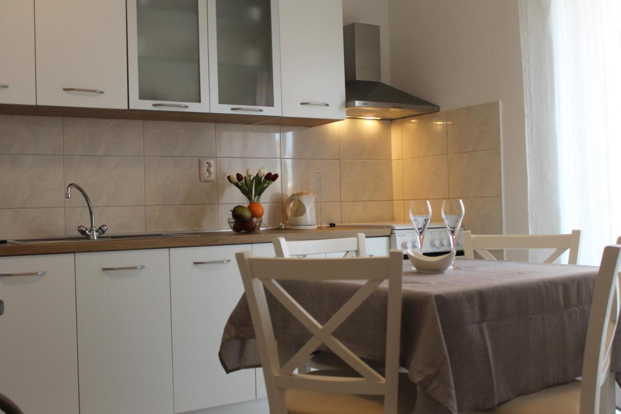 Apartments Valeria Kaštela Eksteriør bilde